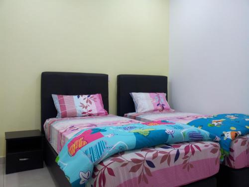 Three-Bedroom House image 10