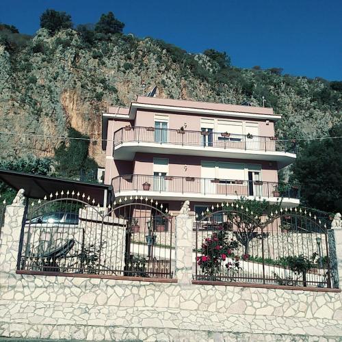  Villa Salvatore, Pension in Torretta