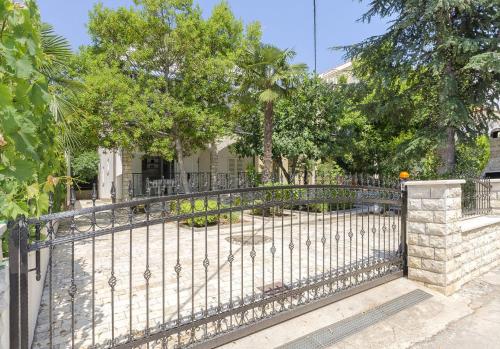 Apartment in Vodice 
