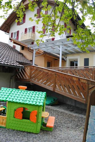 Parque infantil, Hotel Des Alpes in Kandersteg