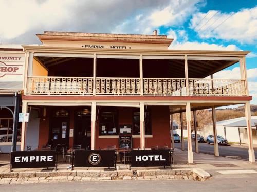 . Empire Hotel Beechworth