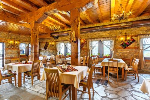 Hotel Leshten - image 5