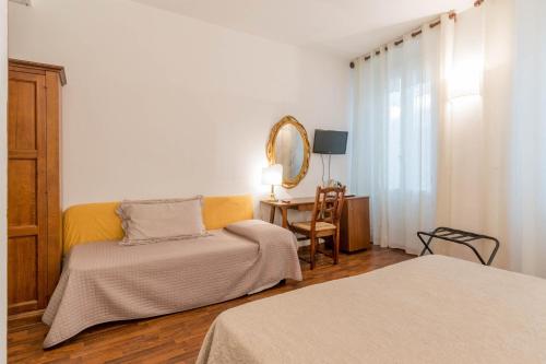 Hotel Rex - image 2
