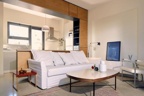 Two level apartment with panoramic view, Athènes