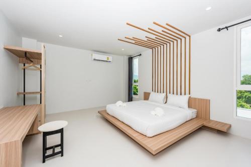 Phuket Marine Poshtel - SHA Plus Room Type - Deluxe Triple Room