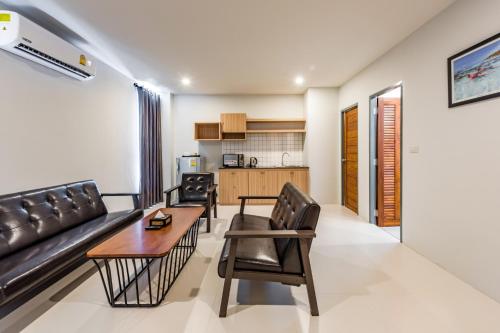 普吉島海洋豪華旅舍 (Phuket Marine Poshtel) in 普吉島