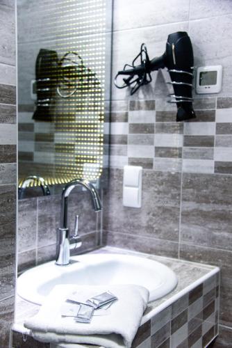 S-HOF Room Type - Double or Twin Room