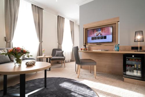 Romantik Hotel Villa Sayn 1.6km von Bendorf entfernt