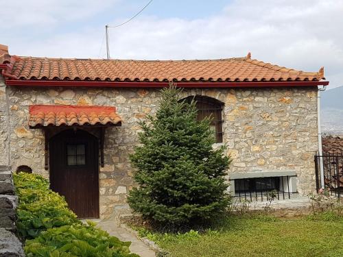 Niko's Traditional Stone House in 35002 Amfikleia