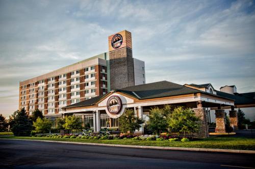 Akwesasne Mohawk Casino Resort and Players Inn Hotel -formerly Comfort Inn and Suites Hogansburg NY - Accommodation - Hogansburg