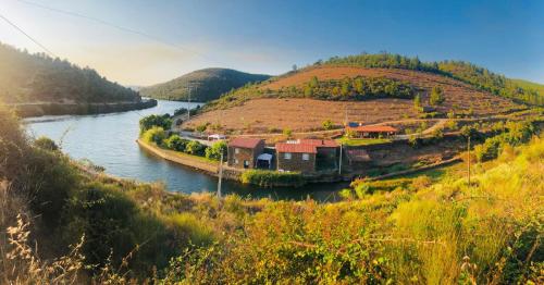  Quinta Da Ferradosa - Casas De Campo in Freixo de Espada à Cinta