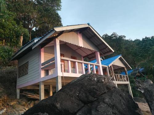 Lae Tawan Bungalow in เกาะช้าง