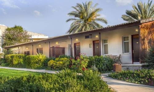 . Mashabei Sade Kibbutz Country Lodging