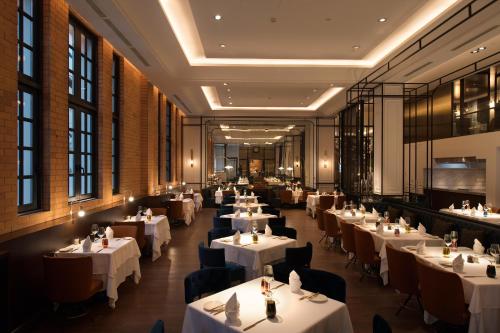 Restaurant, Yangon Excelsior in Downtown Yangon