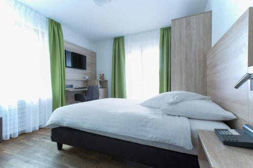 1 twin bed
