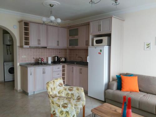  Flamingo Country Club, Super Lake and Mountain View, Short-Term Rental, Bodrum V in Bogazici