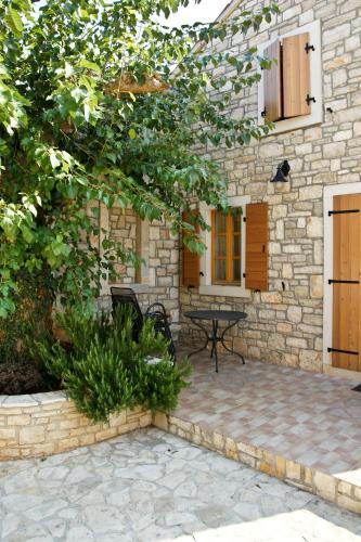Apartments Villa Stapo - image 4