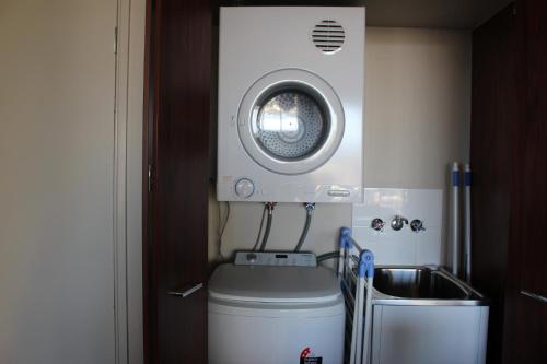 Gold Coast Chevron Apartment