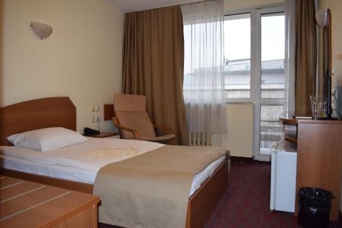 Slavyanska Beseda Hotel - image 7