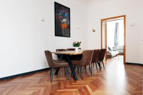 KATZ by ROCKCHAIR Apartments l SUPERHOST Status l 3 Bedrooms Boxspringbeds 2 Bathrooms in City Center - Cozy Family & Business Flair welcomes you!, Berlino (foto 4)