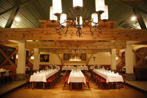 Hotel Gasthof Zum Kirchenwirt - image 3