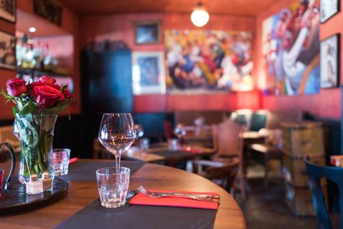 Restaurant, Le Loft du Cargo in Locmiquélic