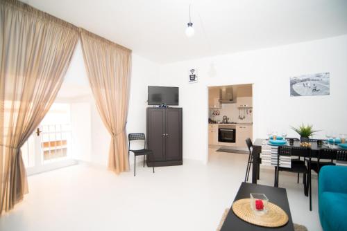 Casa Napoletana - Dante - main image