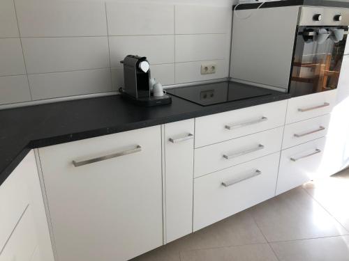 Sonnige Wohnung im Zentrum mit Terrasse u Tiefgarage - Netflix & Prime, Lipsko (fotografie 8)