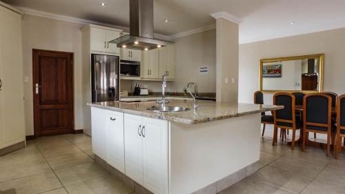 111 Vaal de Grace