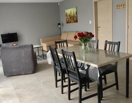 Rentalis Flat, Lutych (fotografie 2)