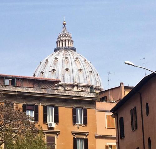 San Peter Apartment - your home in the heart of Rome