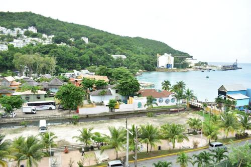 Ambleside & Turtle beach towers, Ocho Rios (foto 3)