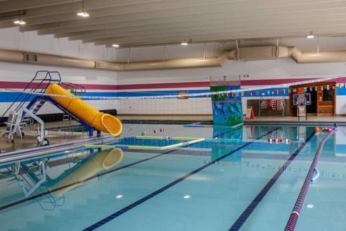 Swimming pool, YMCA of the Rockies - Snow Mountain Ranch in Tabernash