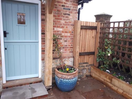 The Annexe with Hot Tub