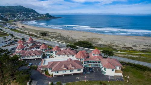 Pacifica Beach Hotel