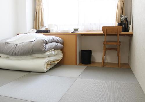 room detail thumbnail 0