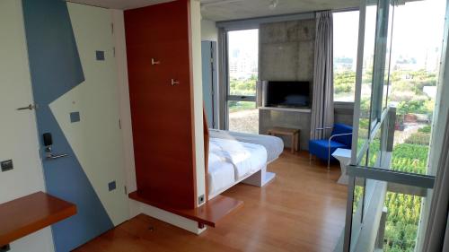 room detail thumbnail 0