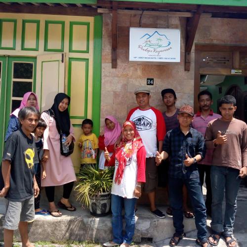 Pendopo Kayuwanan Homestay Syariah