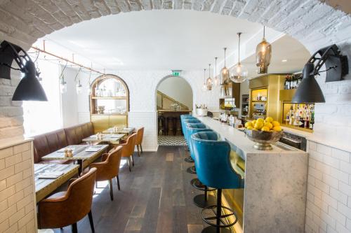 The Ampersand Hotel - image 2