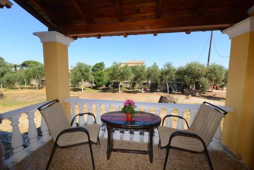  Villa Anna studio in Almiros Beach