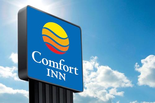 . Comfort Inn & Suites
