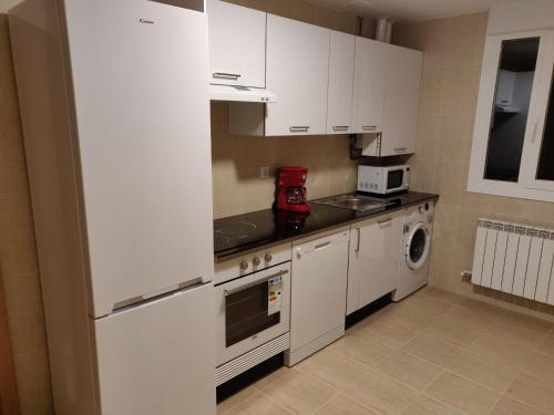 virtuve, Apartamentos Mirador de Granon in Granon