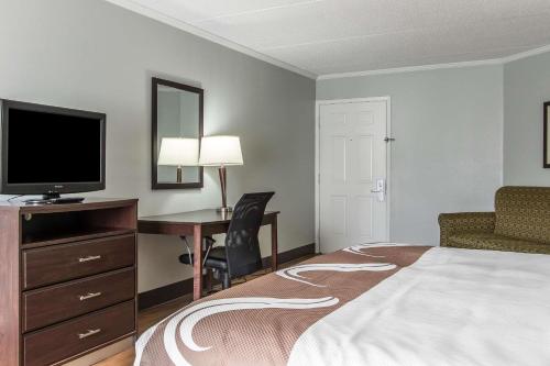 Quality Inn Downtown Historic District – Mobile, AL