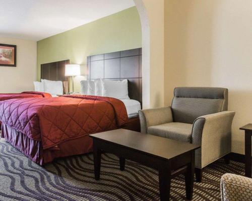 Quality Inn & Suites near Coliseum and Hwy 231 North in Montgomery, USA