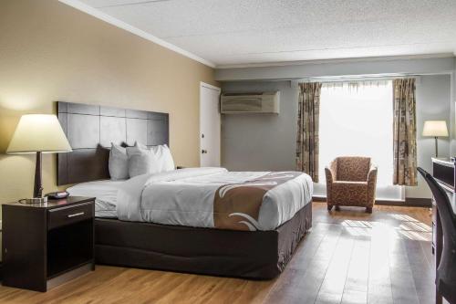Quality Inn Downtown Historic District – Mobile, AL