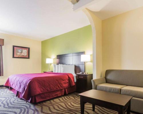 Quality Inn & Suites near Coliseum and Hwy 231 North