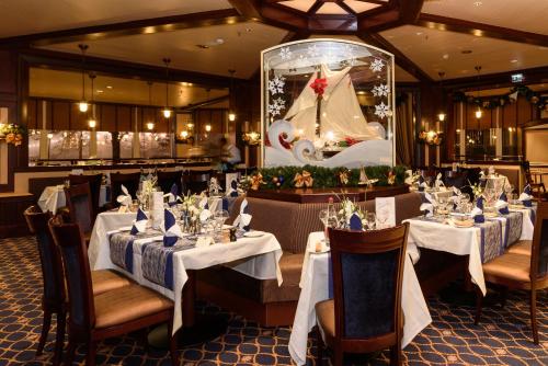 Disney Newport Bay Club - 레스토랑