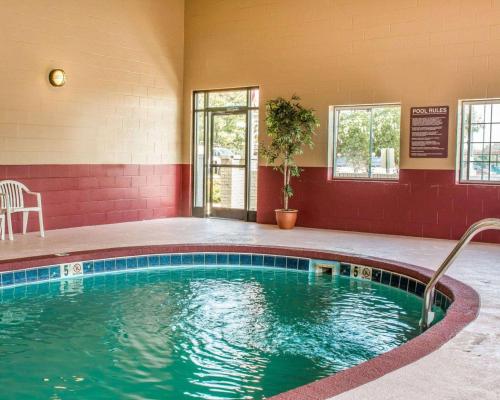 Comfort Inn Decatur Priceville