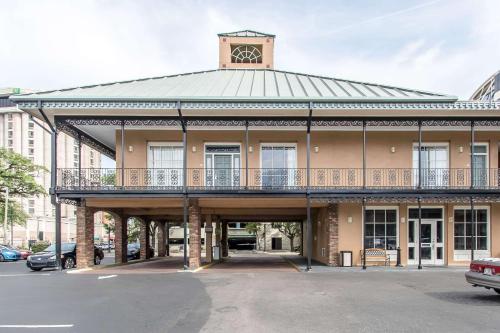 Quality Inn Downtown Historic District – Mobile, AL