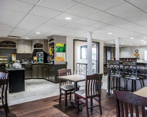 Quality Inn Florence East - 레스토랑